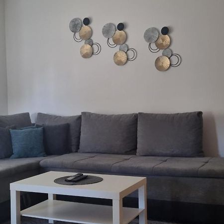 Apartman Bruna Загреб Екстериор снимка