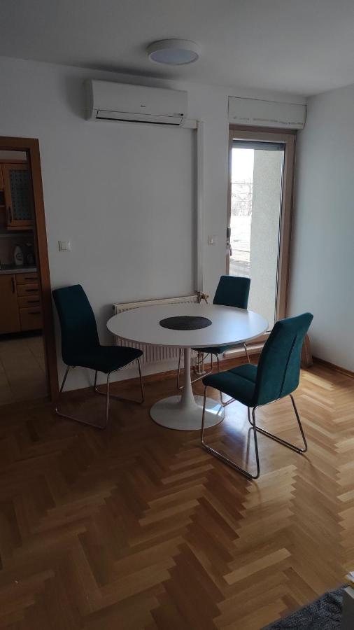 Apartman Bruna Загреб Екстериор снимка