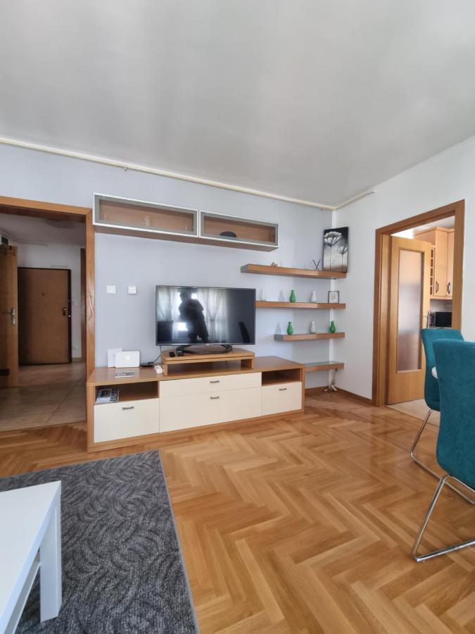 Apartman Bruna Загреб Екстериор снимка